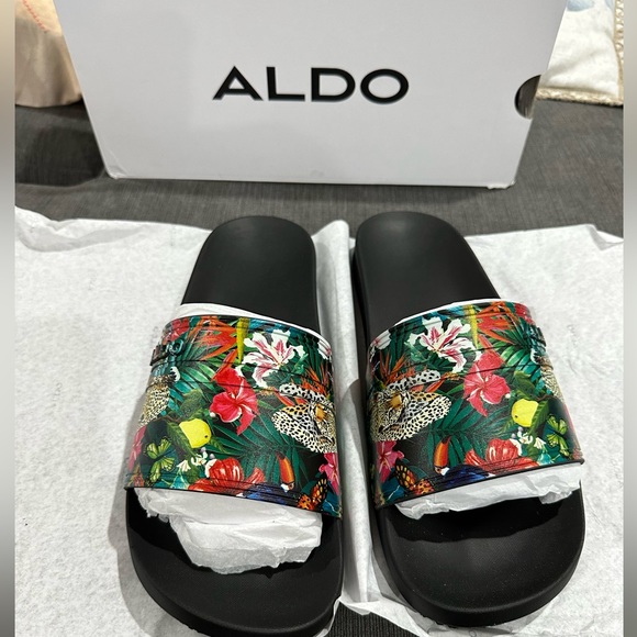 Aldo Slipper - Picture 2 of 10
